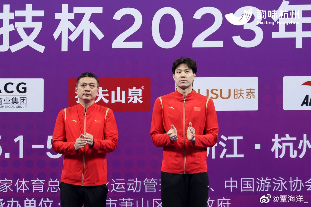 罗克是我们已经签下的，俱乐部决定让他提前报到。